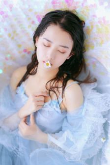 聊斋艳谭灯草和尚