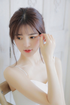 坐在学长鸡上面写作业作文